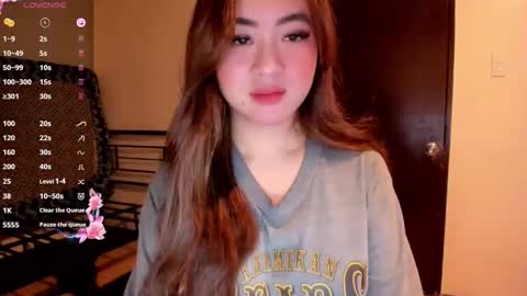 Zoe online show from 05/25/26, 03:01