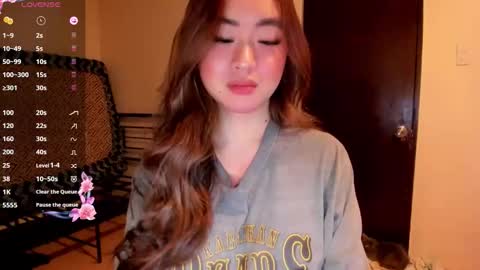 Zoe online show from 06/08/26, 02:28