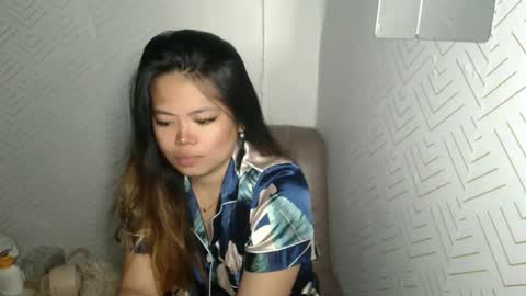 NICOLE online show from 06/09/26, 12:44