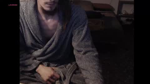 Snapshot of sweetlululove chatting on 12/08/24, 06:39 akiles online show from 12/08/24, 06:39