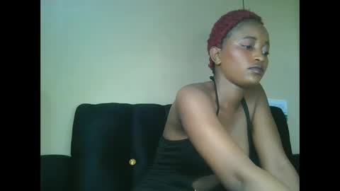 sweetmama06 online show from 10/26/25, 01:17