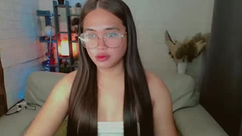 Snapshot of sweetmarie21 chatting on 01/10/25, 06:38 IM ALICE - DONT FORGET TO FOLLOW ME online show from 01/10/25, 06:38