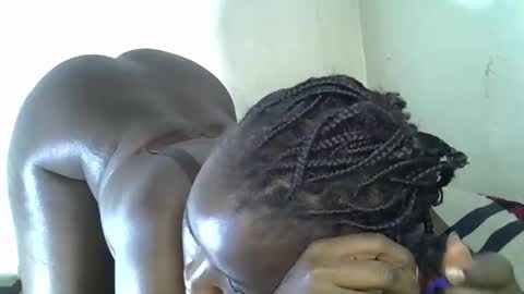 Snapshot of sweetmarline chatting on 09/20/25, 10:55 sweetmarline online show from 09/20/25, 10:55