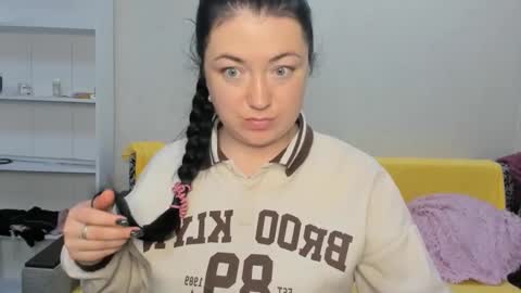 Snapshot of sweetmarylove chatting on 10/05/25, 10:13 sweetmarylove online show from 10/05/25, 10:13