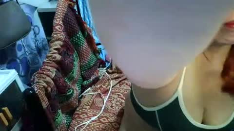 sweetmature_69 online show from 07/24/26, 01:09