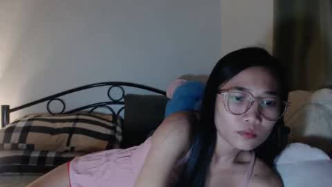 Snapshot of sweetmeeoowe_69 chatting on 03/22/26, 07:28 sweetmeeoowe_69 online show from 03/22/26, 07:28