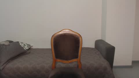 Mia online show from 12/14/24, 04:42