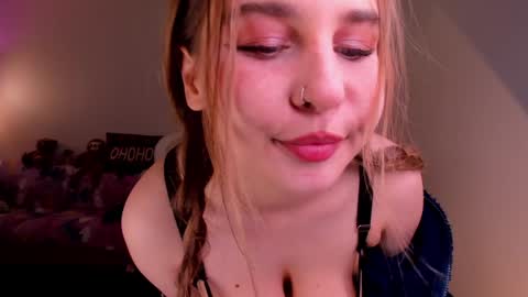 Mila online show from 03/16/26, 06:23