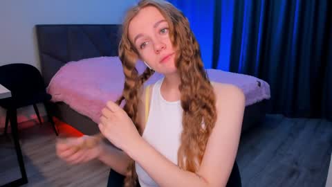 Snapshot of sweetmilkis chatting on 12/03/24, 08:49 Swetmilkis online show from 12/03/24, 08:49