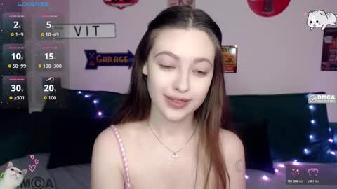 Snapshot of sweetmuffin88 chatting on 12/19/25, 08:05 sweetmuffin88 online show from 12/19/25, 08:05