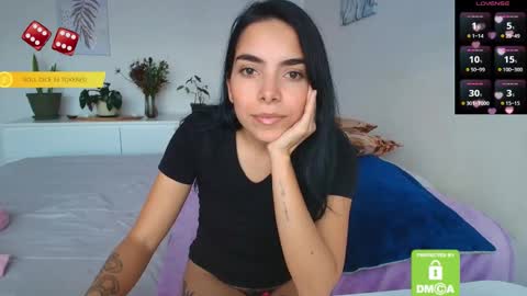 Snapshot of sweetmysterious18 chatting on 12/13/25, 07:53 Sweet Mysterious online show from 12/13/25, 07:53