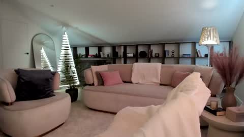 Nicole online show from 07/11/26, 04:37