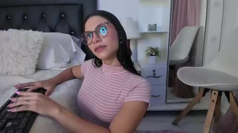 sweetnicky1 online show from 06/09/26, 01:23