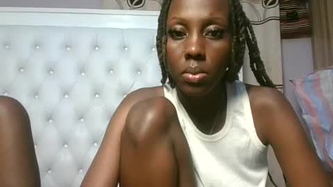 Novah girlie online show from 07/04/26, 05:41