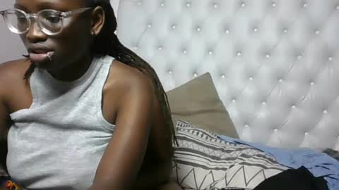 Novah girlie online show from 07/28/26, 06:20