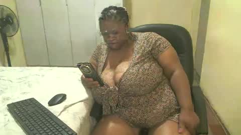 sweetnoziexxx online show from 12/12/24, 07:08