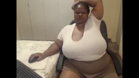 sweetnoziexxx online show from 12/15/24, 02:37