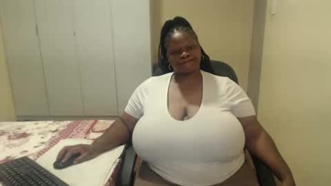 sweetnoziexxx online show from 01/18/25, 11:21