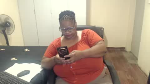 sweetnoziexxx online show from 03/07/25, 02:45