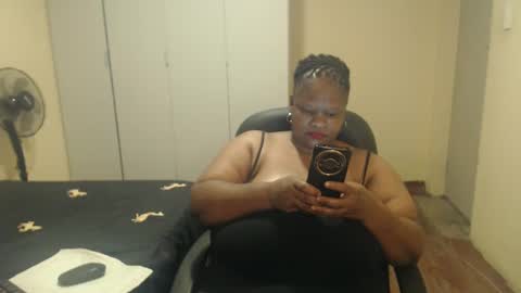 sweetnoziexxx online show from 03/11/25, 03:02