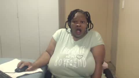 sweetnoziexxx online show from 09/28/25, 03:12