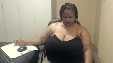 sweetnoziexxx online show from 10/04/25, 04:32
