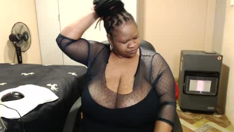 sweetnoziexxx online show from 06/18/26, 05:41