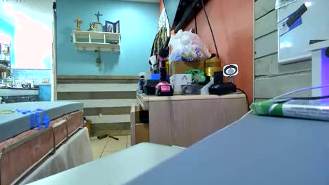 Snapshot of sweetnsexy95 chatting on 02/17/25, 07:47 WeAim2PZzz online show from 02/17/25, 07:47