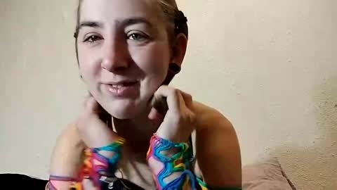 sweetpetal_xoxo online show from 09/12/25, 04:01
