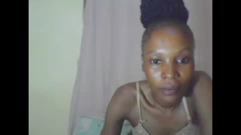 ESTHER online show from 01/18/25, 06:21