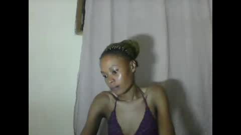 ESTHER online show from 03/04/25, 02:06