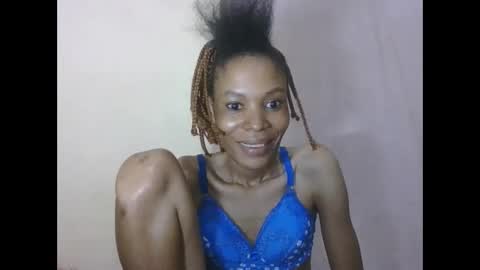 ESTHER online show from 05/01/26, 01:43