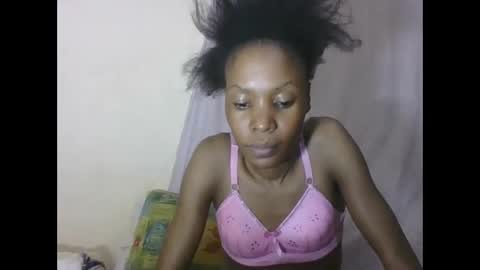 ESTHER online show from 06/01/26, 06:53
