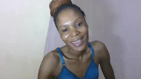 ESTHER online show from 06/26/26, 07:07