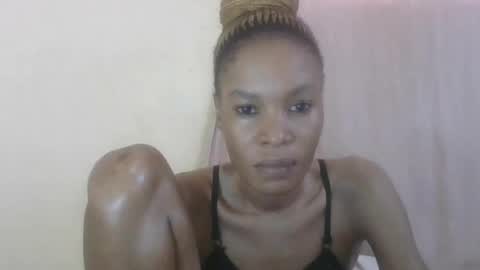 ESTHER online show from 07/28/26, 06:31
