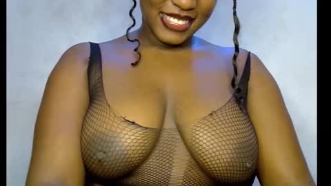 Snapshot of sweetpetitgirl chatting on 03/14/26, 06:41 LILY BRANDY online show from 03/14/26, 06:41
