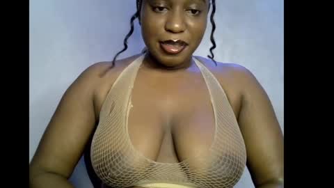 Snapshot of sweetpetitgirl chatting on 04/11/26, 07:51 LILY BRANDY online show from 04/11/26, 07:51