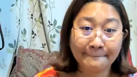 Snapshot of sweetpilipina88 chatting on 11/03/25, 02:46 MIA online show from 11/03/25, 02:46