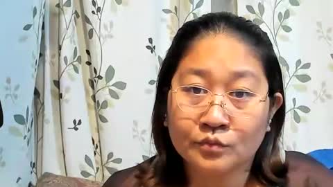 Snapshot of sweetpilipina88 chatting on 12/03/25, 09:46 MIA online show from 12/03/25, 09:46