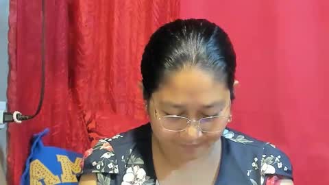 Snapshot of sweetpilipina88 chatting on 02/12/26, 12:44 MIA online show from 02/12/26, 12:44