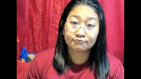 Snapshot of sweetpilipina88 chatting on 03/28/26, 02:11 MIA online show from 03/28/26, 02:11