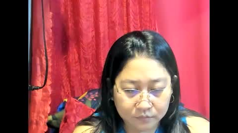 Snapshot of sweetpilipina88 chatting on 05/27/26, 12:51 MIA online show from 05/27/26, 12:51