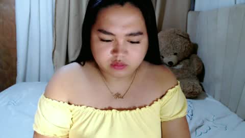 Snapshot of sweetprincess_athena chatting on 06/21/26, 04:31 Princess Ella online show from 06/21/26, 04:31