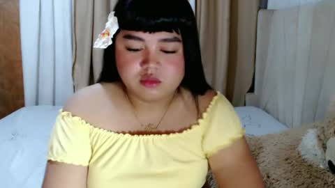 Snapshot of sweetprincess_athena chatting on 06/22/26, 09:12 Princess Ella online show from 06/22/26, 09:12