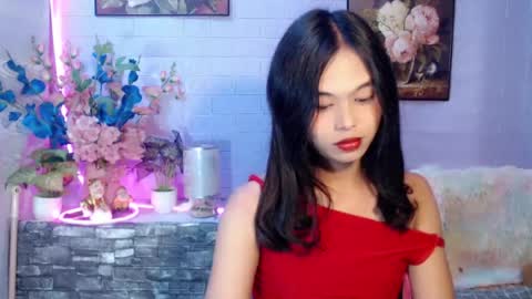 sweetsamyog online show from 07/25/26, 10:02