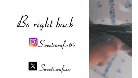 Snapshot of sweetsarafoxxx chatting on 09/18/25, 01:18 Sara Sofia Libra online show from 09/18/25, 01:18