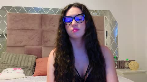 Snapshot of sweetscribe chatting on 01/06/25, 07:09 SweetScribe online show from 01/06/25, 07:09