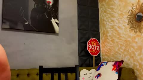 Snapshot of sweetscribe chatting on 02/22/25, 08:50 SweetScribe online show from 02/22/25, 08:50