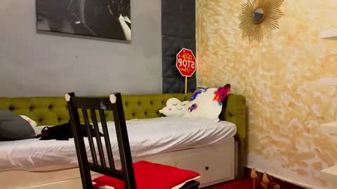 Snapshot of sweetscribe chatting on 02/23/25, 08:28 SweetScribe online show from 02/23/25, 08:28