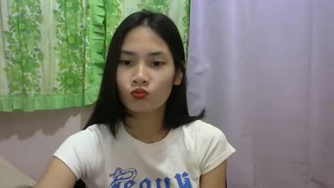 Mia online show from 02/23/25, 12:27